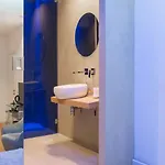 Four Luxury