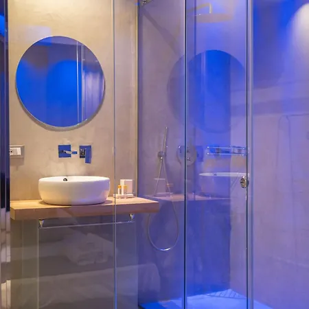 Guest house Four Luxury