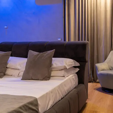 Four Luxury 4*